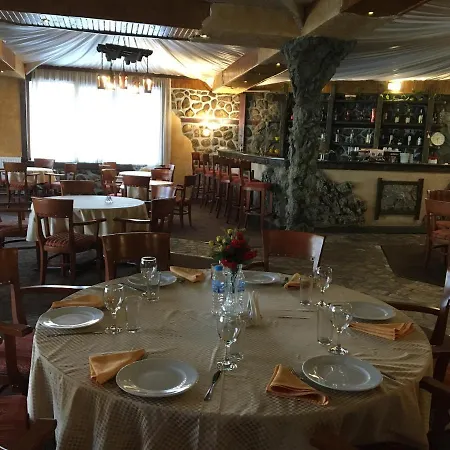 Rodina Hotel 3*