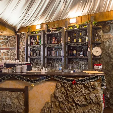 Ξενοδοχείο Rodina 3*