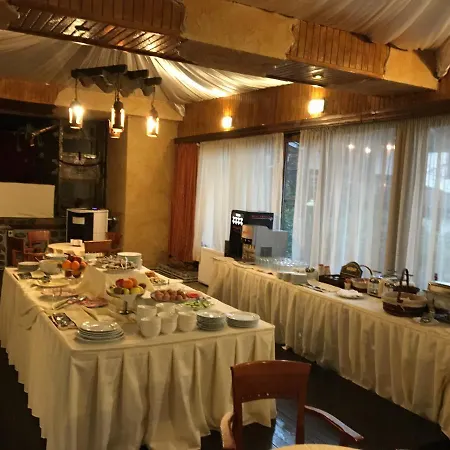 Hotel Rodina